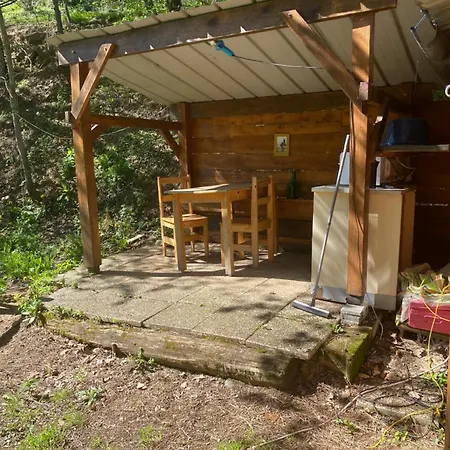 Les Escargots Bleus Campsite *